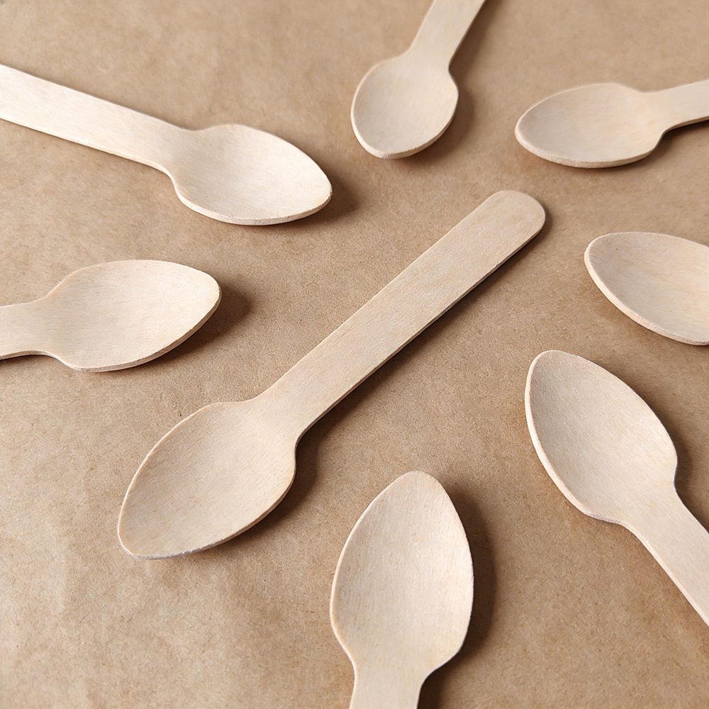 Wholesale Eco-Friendly Smooth Finish Disposable Ice Cream Desserts Wooden Spoons Food Safe Cutlery for Catering Parties