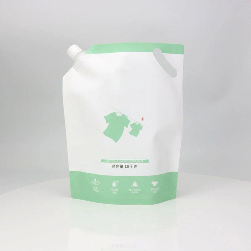 Factory Custom Printed 250ml PVC and BOPP PET Plastic Pouch with Spout for Drinking Water and Liquid Food Packaging