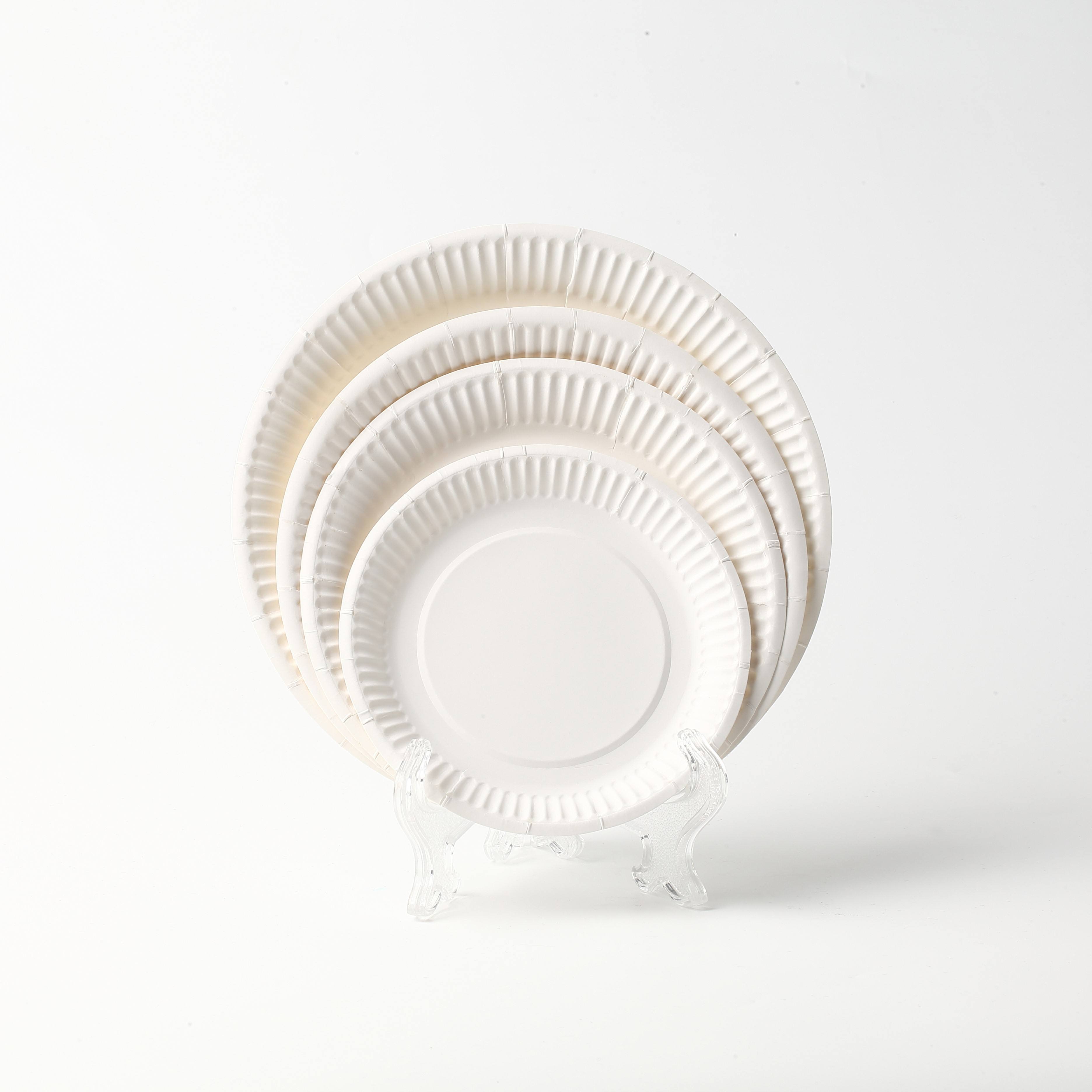 Factory Direct Wholesale Eco-Friendly Compostable Paper Plates White Heavy Duty Disposable Dinnerware for Party Use Microwavable